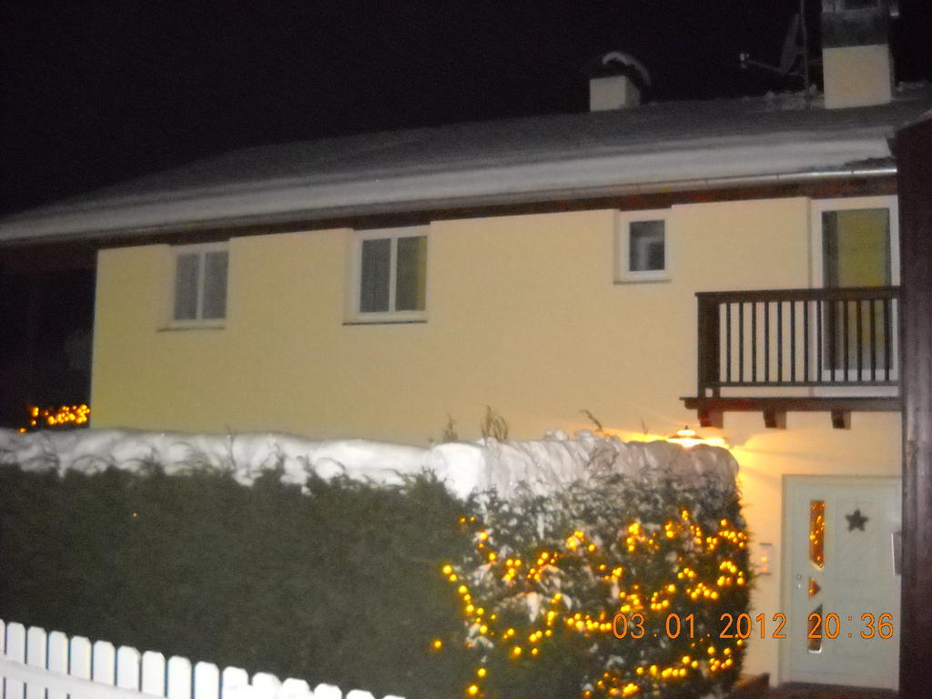 Appartments Am Wiesenrand Nova Ponente Exteriör bild
